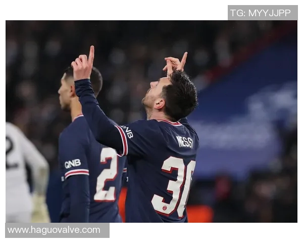 足球欧冠小组赛恢复,巴黎圣日耳曼击败曼联,梅西压哨绝杀!